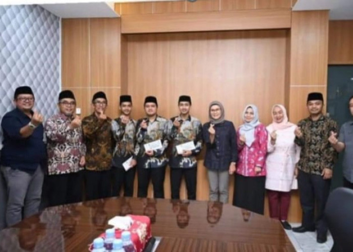 3 Santri Pondok Pesantren Al Ishlah Tajug Raih Beasiswa ke Universitas Al Azhar Mesir