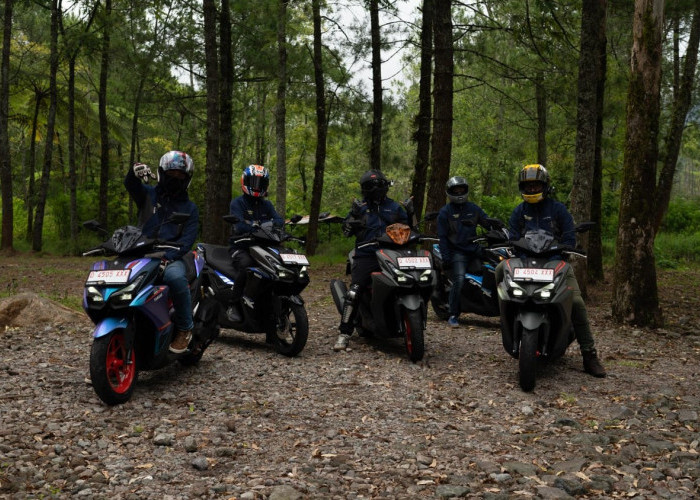 Dari Skutik Hingga Sport, Yamaha Sapu Bersih 7 Penghargaan di Event Otomotif Award 2026