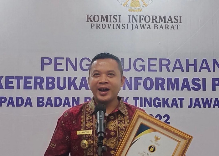 Wow, Luar Biasa! Kuwu Desa Cangkingan Wakili Indramayu di Ajang Paralegal Justice Award
