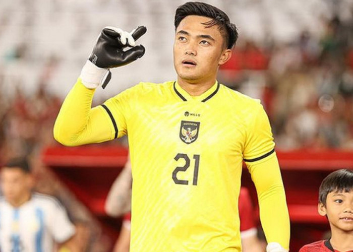 Kiper Timnas Ernando Ari Blak-Blakan Puji Maarten Paes: 'Pengalamannya Banyak'