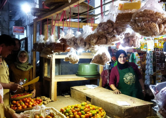 Harga Bawang Bombay Meroket di Pasar Pasalaran