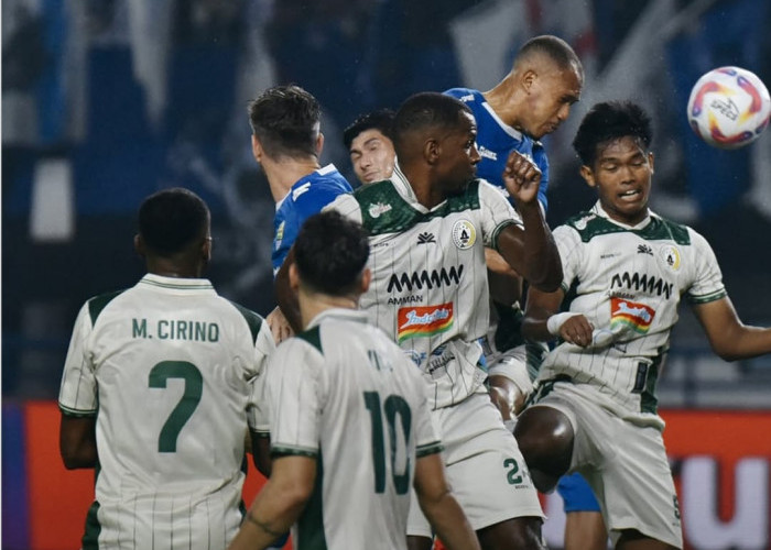 Persib Bandung Bungkam PSS Sleman 3-0, Semakin Dekat dengan Gelar Juara BRI Liga 1 2024/2025