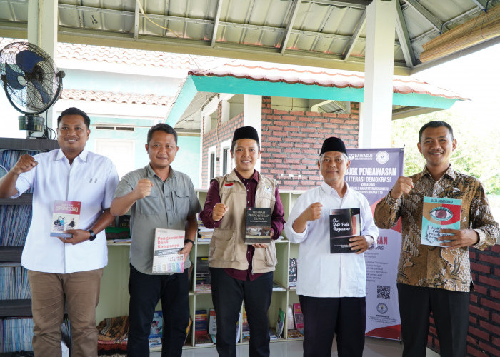 Pojok Pengawasan Literasi Demokrasi Langkah Bawaslu dan Perpustakaan S16 Perkuat Pengawasan Demokrasi