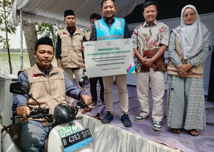 ﻿Dorong Gerakan Literasi di Indramayu, Perpustakaan S16 Terima Bantuan Pusmolis dari PT PLN