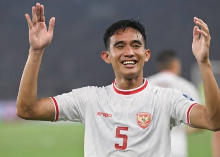 Disiplin! Nova Arianto Sebut Pertempuran Rizky Ridho Vs Shin Tae-yong Ubah Segalanya, 'Saya Maki-Maki Ridho'