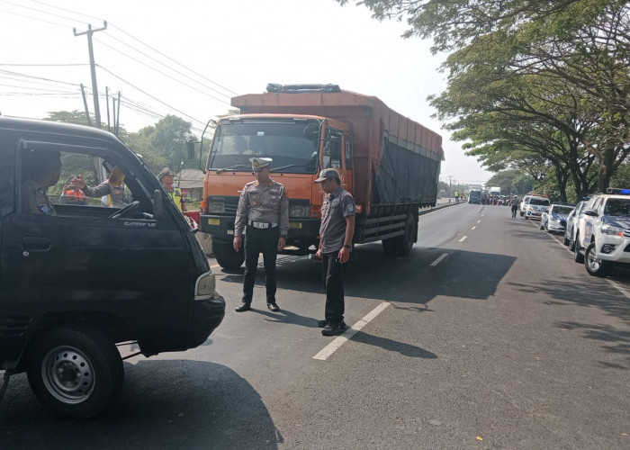 Jumlah Korban Lakalantas Bertambah Jadi 12 Orang, Ditlantas Polda Jabar Olah TKP