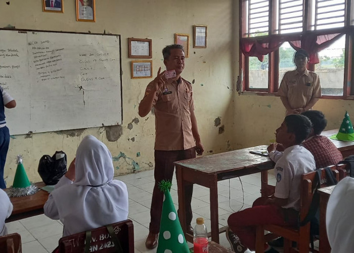 Pemcam Sukagumiwang Sosialisasi KIA di Hari Pertama MPLS