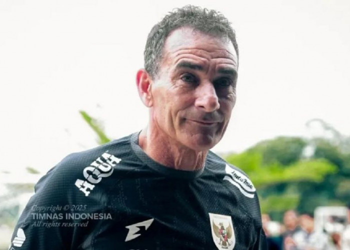  Inilah Alasan Jujur Gerald Vanenburg Lebih Percaya Pemain Muda di Timnas U-23 ASEAN Cup 2025