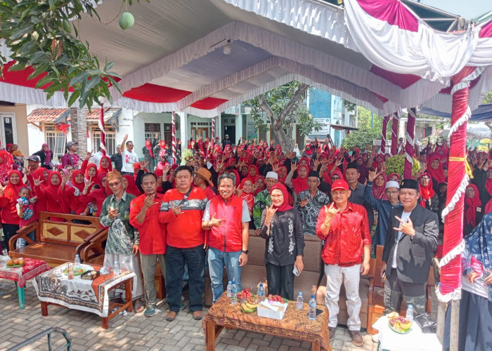 Sejumlah Pengurus Pesantren di Anjatan dan Haurgeulis Doakan Nina-Tobroni Menang Pilkada 