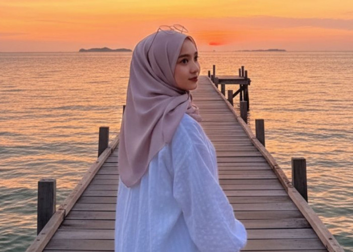 Kumpulan Prompt Gemini AI Foto Wanita Berhijab di Pantai Bisa Ubah Potret Biasa Jadi Aesthetic Kekinian