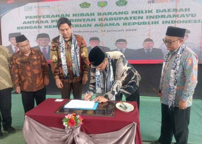 Hibahkan Tanah, Kementrian Agama Apresiasi Bupati Lucky Indramayu