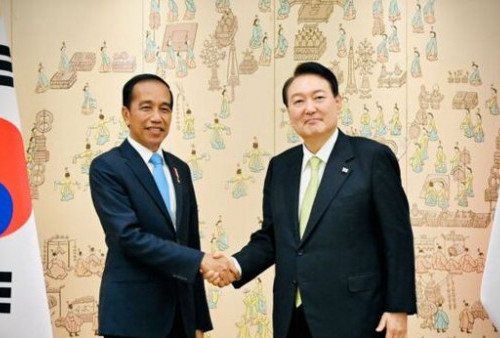 Presiden Yoon Suk-yeol Sambut  Presiden Jokowi di Kantor Kepresidenan Yongsan