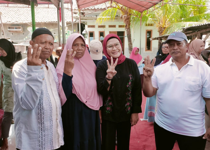 Ratusan Pendukung Caleg Dapil V Pindah Haluan Dukung Nina-Tobroni