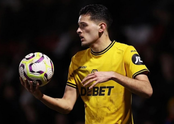 Justin Hubner Buktikan Kualitas! Tampil Apik di Wolves U-21 dan Berlatih dengan Tim Utama Wolverhampton!