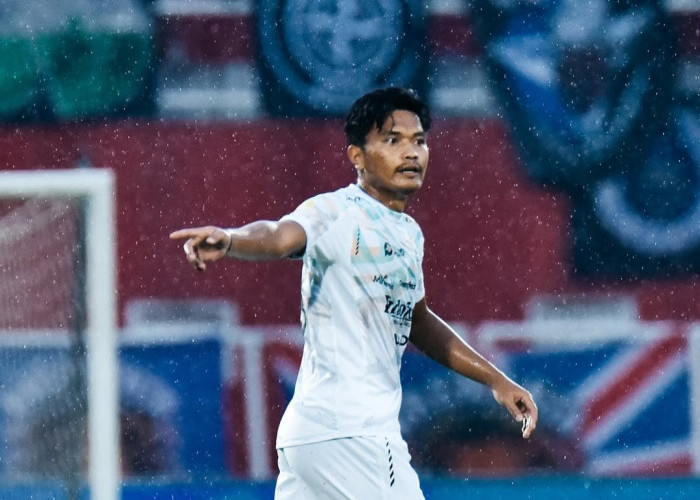 Perdana Tampil di Depan Bobotoh, Ahmad Agung Akui Sempat Grogi Jalani Laga Persib vs PSM Makassar