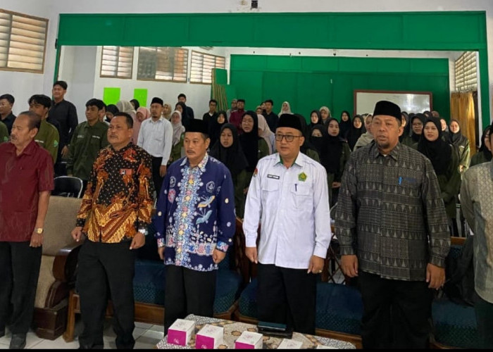 Perkuat Sinergi Pendidikan Madrasah dan Pesantren, Kemenag dan Unwir Jalin Kerjasama 