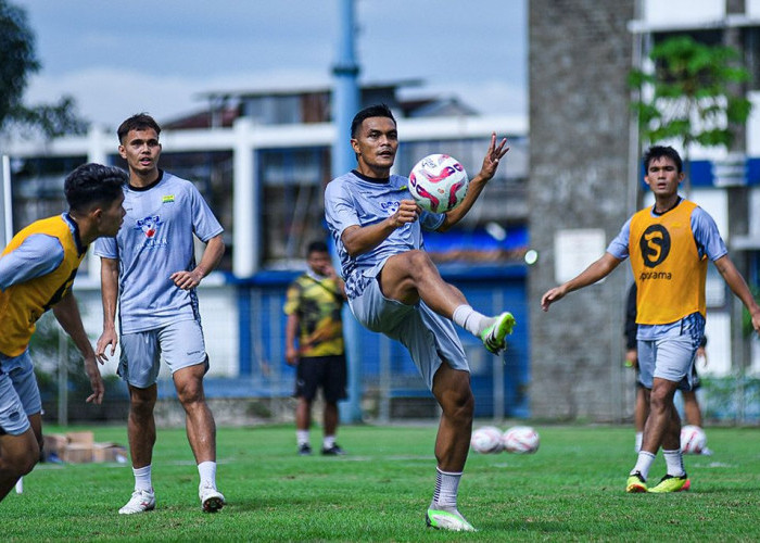 Persib Bandung vs PSM Makassar Pertaruhan Juara Liga