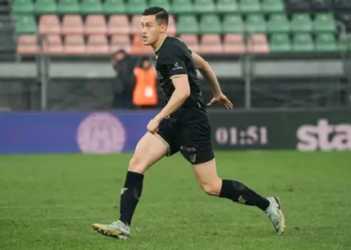 Bursa Transfer Panas! Jay Idzes Sudah Dekat dengan AC Milan?