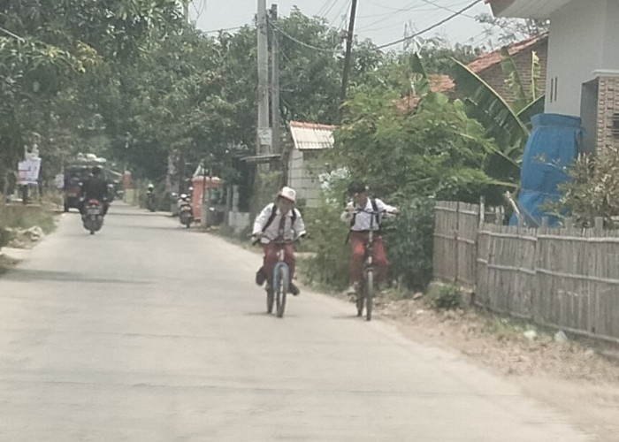 Satu Kilo Meter Lebih Jalan Desa Sukahaji Blok Cangkingan Dibangun