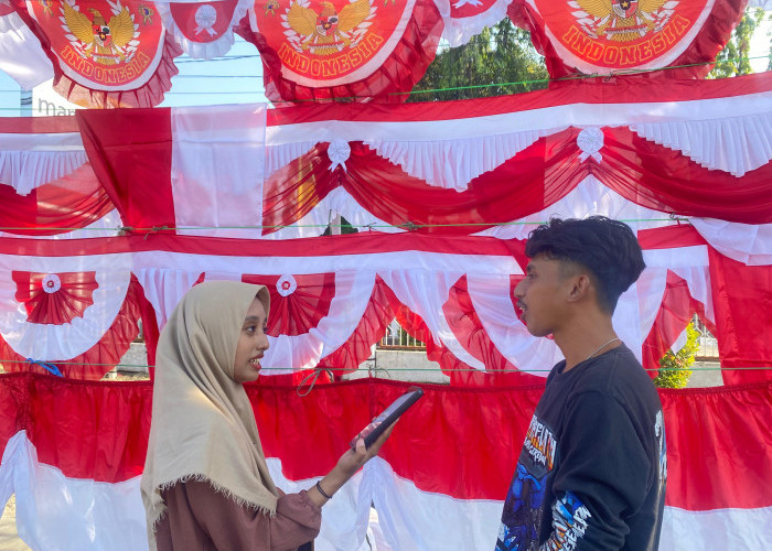 Jelang HUT RI ke-81, Pedagang Bendera di Indramayu Mulai Ramai Diserbu Pembeli
