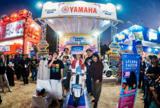 Guncang 'Lebaran Skena' Cherrypop 2026! Yamaha Luncurkan Fazzio Special Edition Sunset Blue Lewat Parade Unik