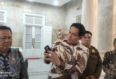 Bupati Lucky Hakim Sesalkan Pengrusakan Fasilitas Umum di Alun-alun Indramayu, Minta Segera Diperbaiki 