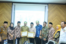 Komitmen Terhadap Pelayanan Ramah Lansia, RSUD Indramayu Dapat Penghargaan dari LLI Jawa Barat