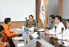 Bupati Lucky Hakim Intruksikan Camat dan Kuwu Sukseskan Sensus Ekonomi