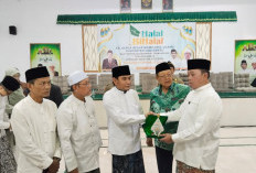 Resmi Punya Sertifikat Tanah, Menteri ATR/BPN Serahkan Sertifikat Wakaf Gedung PCNU