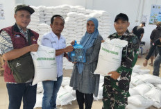 Belasan Ribu Warga Jatibarang Dapat Bantuan Pangan