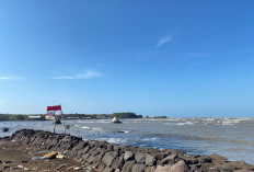 Dulu Dikenal Pantai Karangsong, Kini Jadi Pantai Kasih