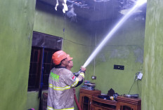 Korsleting Listrik Rumah Warga di Anjatan Utara Kebakaran, Pemilik Rumah Alami Kerugian Hingga Rp 100 juta