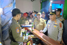 Razia Gabungan di Tukdana, Petugas Sita 3 Kardus Minuman Beralkohol