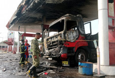 SPBU Tulungagung Indramayu Terbakar, Dua Minibus dan Truk Tronton Hangus