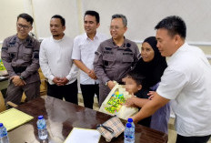 Kejari Indramayu Sahkan Sang Nenek Jadi Wali Dua Anak di Cantigi Wetan ‎ ‎