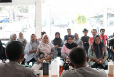 Sat Tahti Polres Indramayu Gelar Pelatihan Pembuatan Sabun Cuci