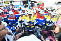 Tinjau Fuel Termin Padalarang Bersama Wamen ESDM, Pertamina Pastikan Stok BBM & LPG Aman Selama Idulfitri 2026