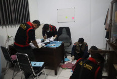 Jaksa Geledah Ruang Kerja Kabid PAUD PNF Disdikbud Indramayu