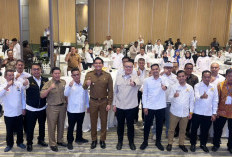 Sanafi Terpilih Aklamasi, Bupati Lucky Hakim Buka Mukab VIII Kadin Indramayu