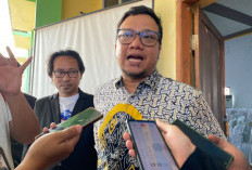 Daniel Mutaqien Kawal Program Kesejahteraan Indramayu, dari Sekolah Lansia hingga Tanggul Eretan