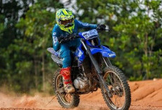 Night Race Perdana Shell BLU CRU Yamaha Enduro Challenge, Sambangi Kalimantan Barat