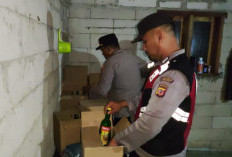 Polsek Juntinyuat Sita 123 Botol Miras dalam Ops Pekat Jelang Ramadan 2026