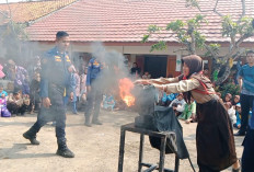 MPLS, Ratusan Siswa UPTD SDN 2 Sukaurip Dikenalkan Profesi Damkar dan Teknis Penanggulangan Kebakaran