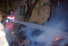 Dipicu Aktivitas Pembakaran Sampah, Rumah di Losarang Kebakaran