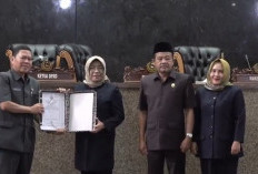 DRPD Kabupaten Indramayu Terima LPJ Pelaksanaan APBD Tahun Anggaran 2025