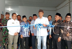 Resmikan SPPG di Terisi Kasan Basari Pesan Gunakan Bahan Berkualitas dan Air Mineral