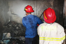 Korsleting Listrik, Garasi Rumah di Losarang Alami Kebakaran