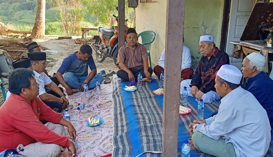 Doa Bersama di Lokasi Tanggul Ambles, Warga Tenang  Kementerian PUPR Segera Lakukan Perbaikan