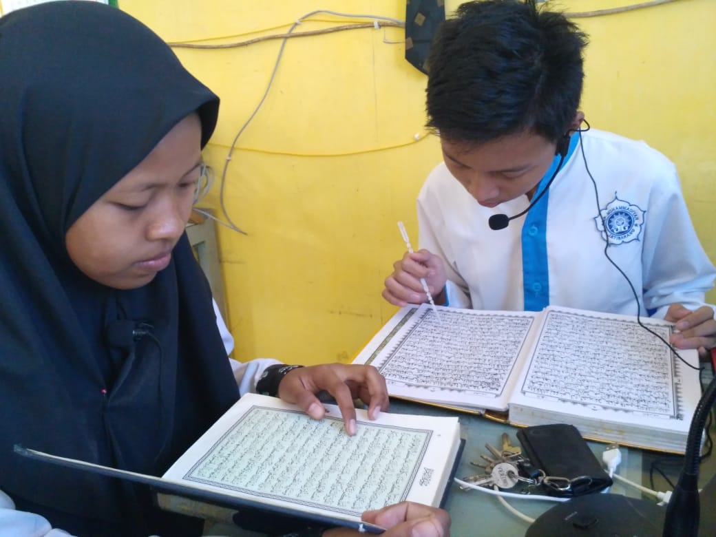 SMP Muhammadiyah Jatibarang  Tanamkan Cinta Quran pada Siswa