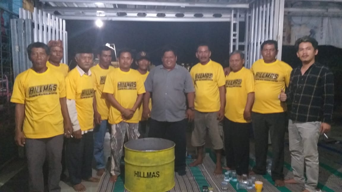 Gaji Pertama, Hilal Hilmawan Sumbang Tong Sampah